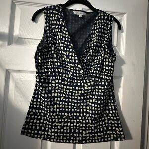 Cleo Navy Polka Dot Sleeveless Blouse Size Medium V-Neck Workwear Top